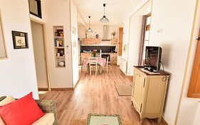 Gite Restaure 6 Pers. Au Bord De La Riviere, Proche Centre, Parking Et Wifi - Fr-1-410-380
